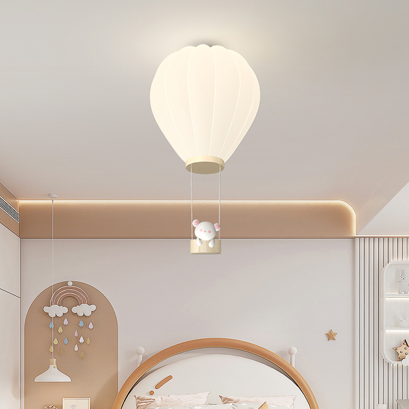 Crèmekleurige kinderkamer plaf - Led Balloon Light recensie en prijs